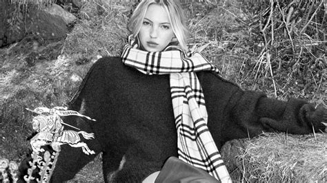 lila moss burberry|Lila Moss Burberry campaign.